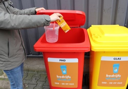 PMD inzamelen rolcontainer