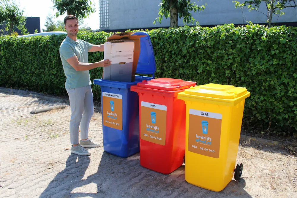 verschillende afvalcontainers voor containerverhuur
